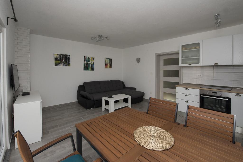 Apartment Jure Slatine Exterior foto